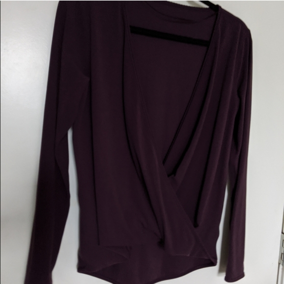 Lululemon Full Freedom Long Sleeve
Black Cherry - Picture 7 of 7